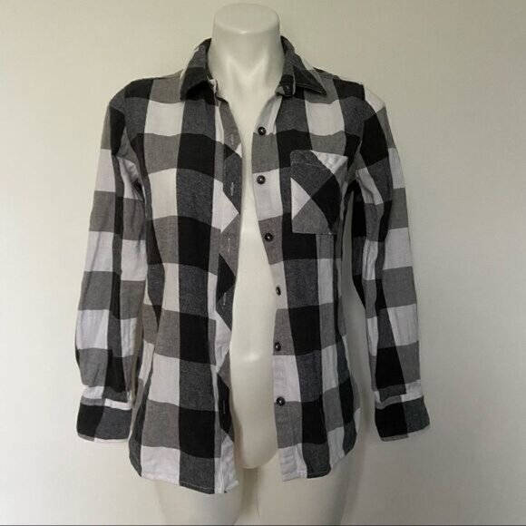 Woolrich Buffalo Check Plaid Button Down - Picture 1 of 10